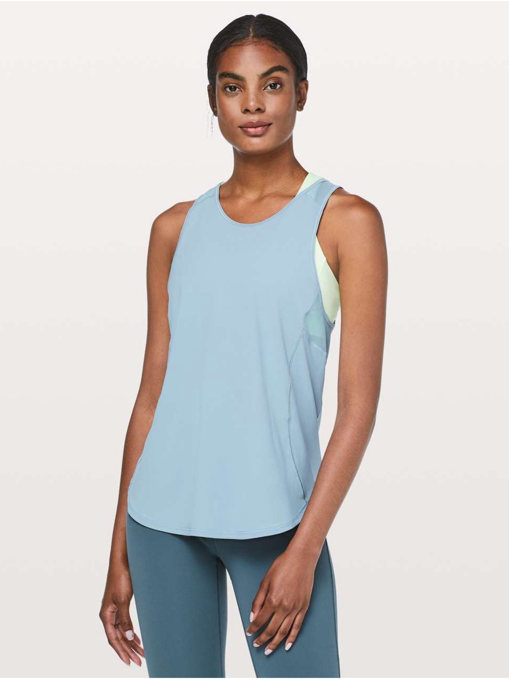 Lululemon Size 6/8 Sculpt Tank II
Cascade Blue